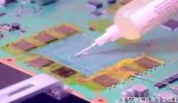 آماده سازی محل نصب چیپ روی مادربرد با محلول مخصوص-soldering